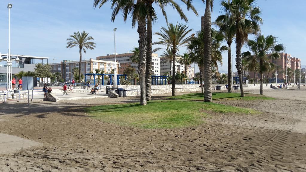 Apartamento Avenida Aurora Malaga Luaran gambar