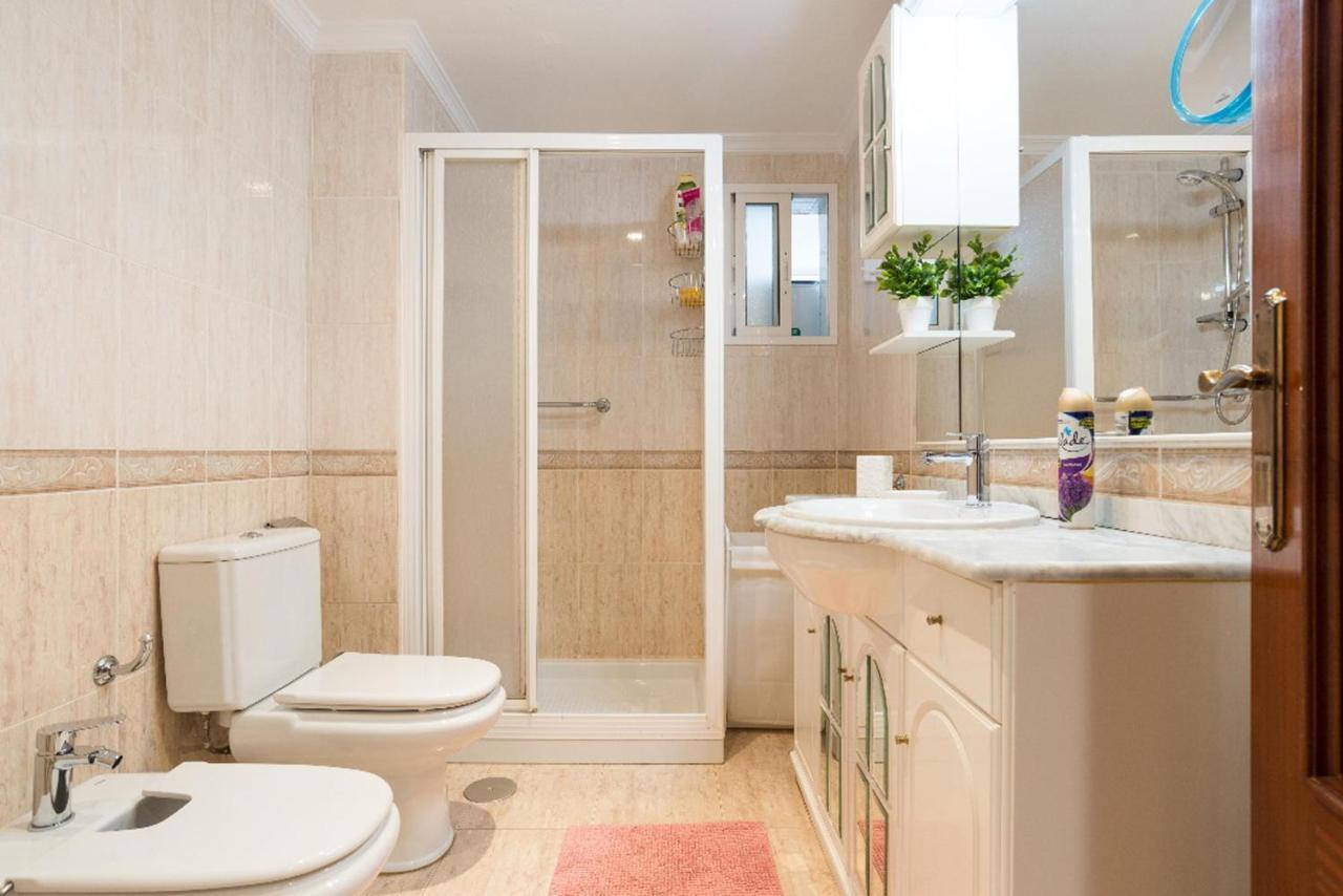 Apartamento Avenida Aurora Malaga Luaran gambar