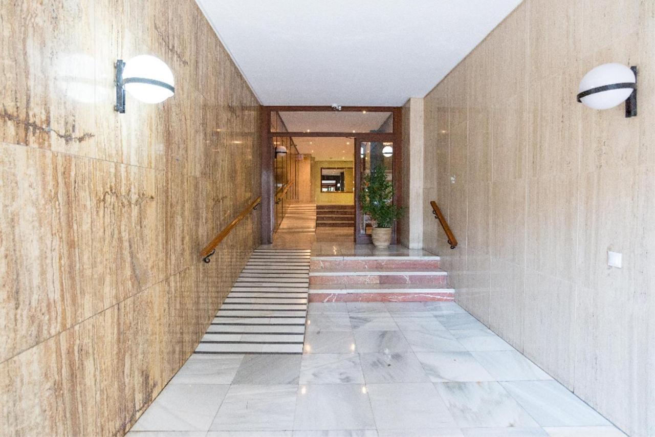 Apartamento Avenida Aurora Malaga Luaran gambar